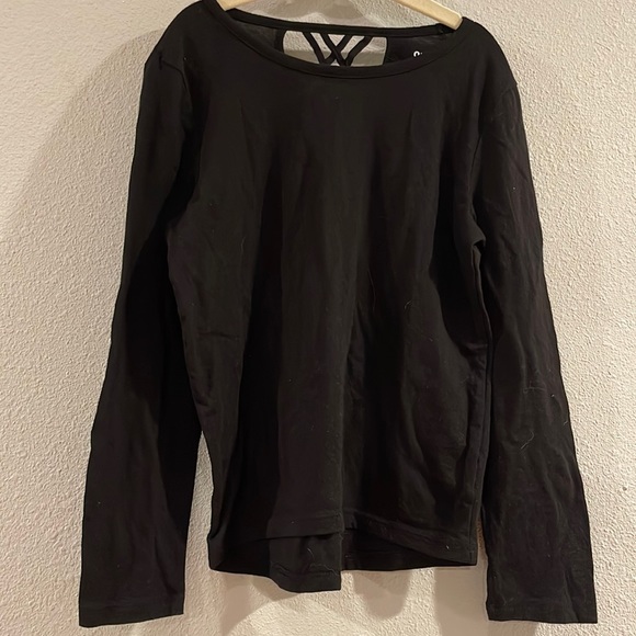 Old Navy softest tee with lattice detail, long sleeve T-shirt, M (8) - Picture 1 of 4